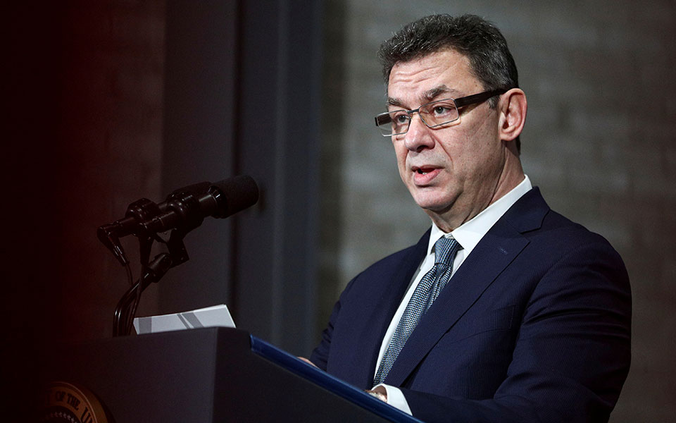 μπουρλά-εμφατικό-όχι-στην-άρση-της-π-561308176