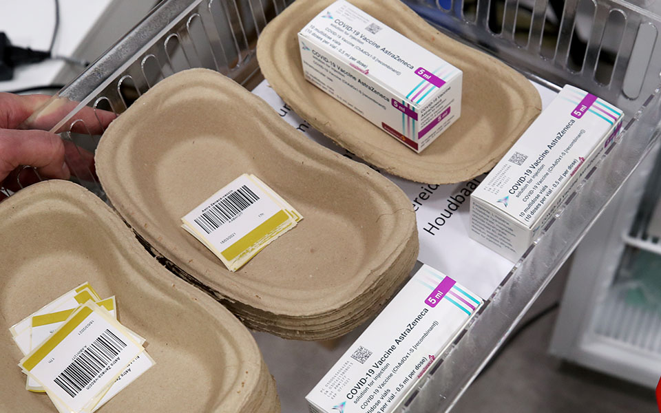 ποιες-χώρες-κάνουν-restart-με-astrazeneca-561299317