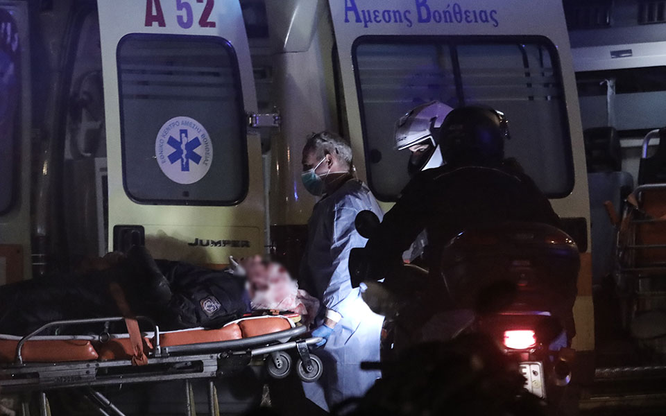 επεισόδια-στη-νέα-σμύρνη-τέσσερις-αστ-561290179