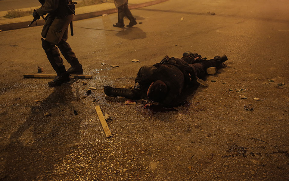 δύο-νέες-συλλήψεις-για-τον-ξυλοδαρμό-τ-561291736