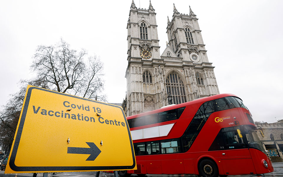 βρετανία-ρεκόρ-χορήγησης-εμβολίων-γι-561302569