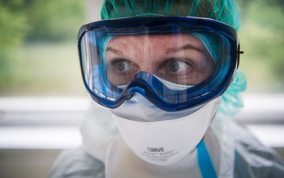 Αναβάλλεται η συνεδρίαση των λοιμωξιολόγων – Σπαζοκεφαλιά το άνοιγμα της οικονομίας-2