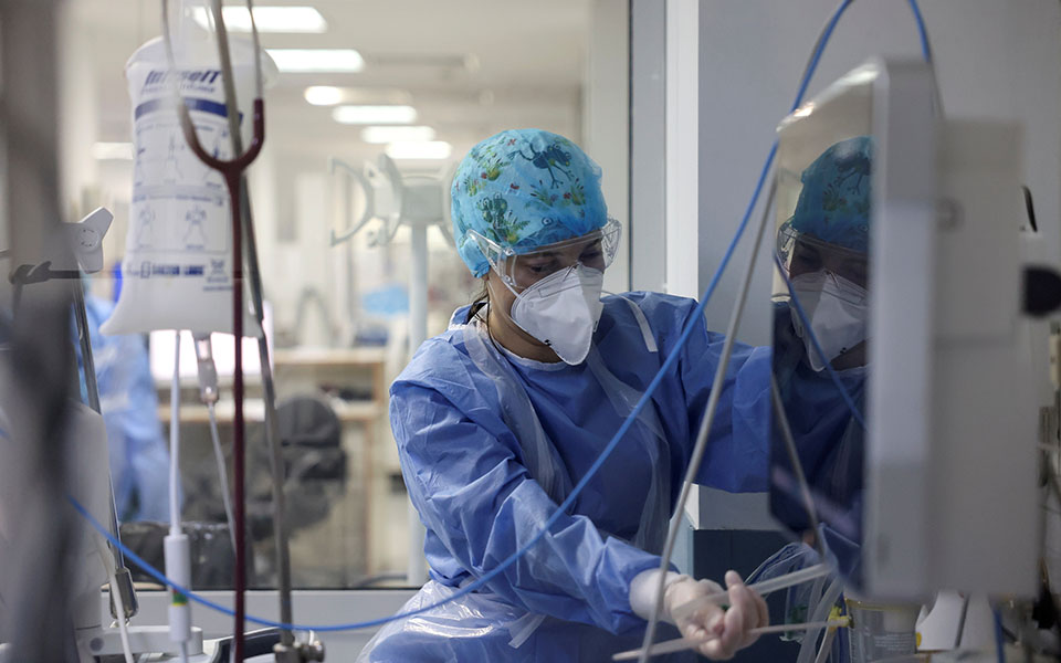 πέντε-γιατροί-μιλούν-στην-κ-οι-εφημ-561299878