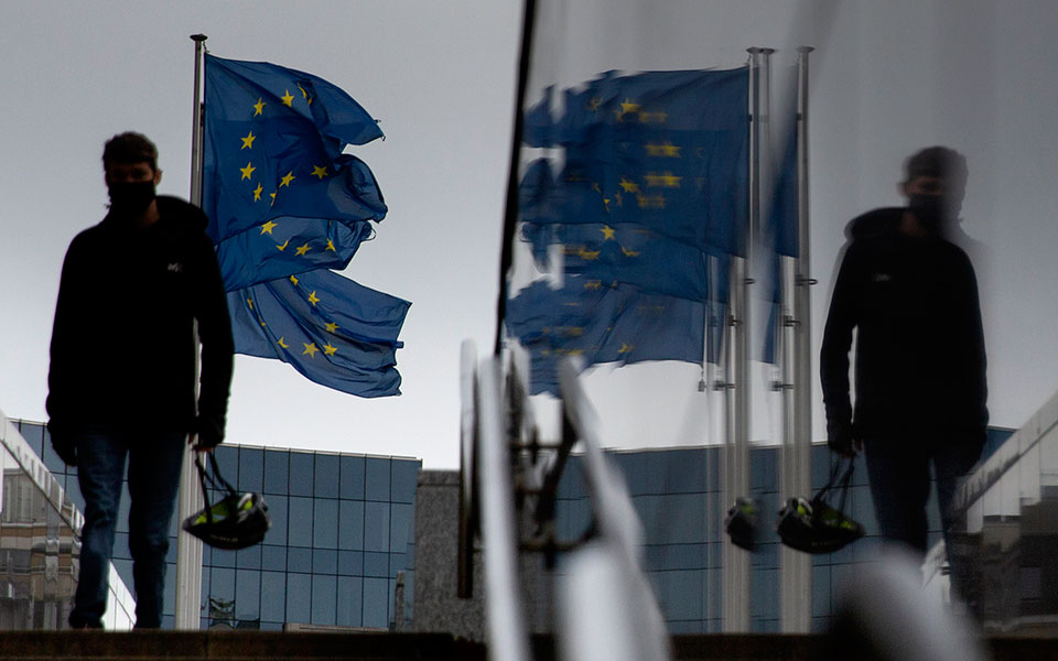 eurogroup-κοινή-γραμμή-για-παράταση-της-δημοσ-561295504