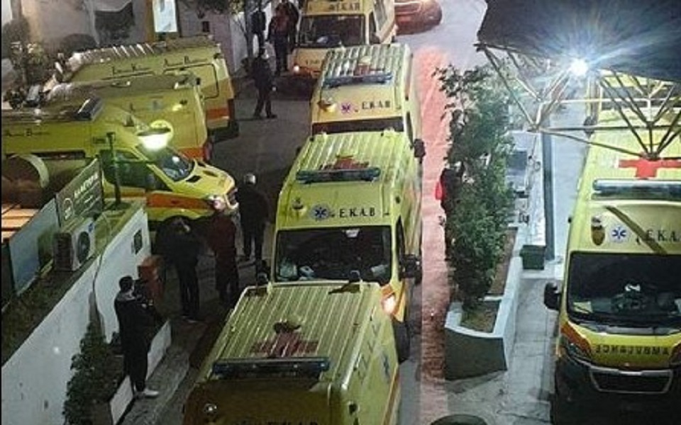 μάχη-στην-εφημερία-του-ευαγγελισμο-561302965