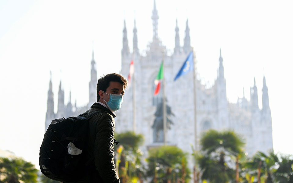 ιταλία-αύξηση-θανάτων-και-εισαγωγών-σ-561290197