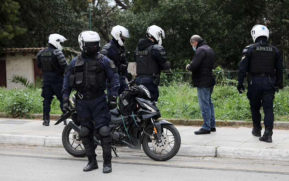 Κάμερες στις στολές αστυνομικών των ομάδων ΔΡΑΣΗ και ΟΠΚΕ (εικόνες)-3