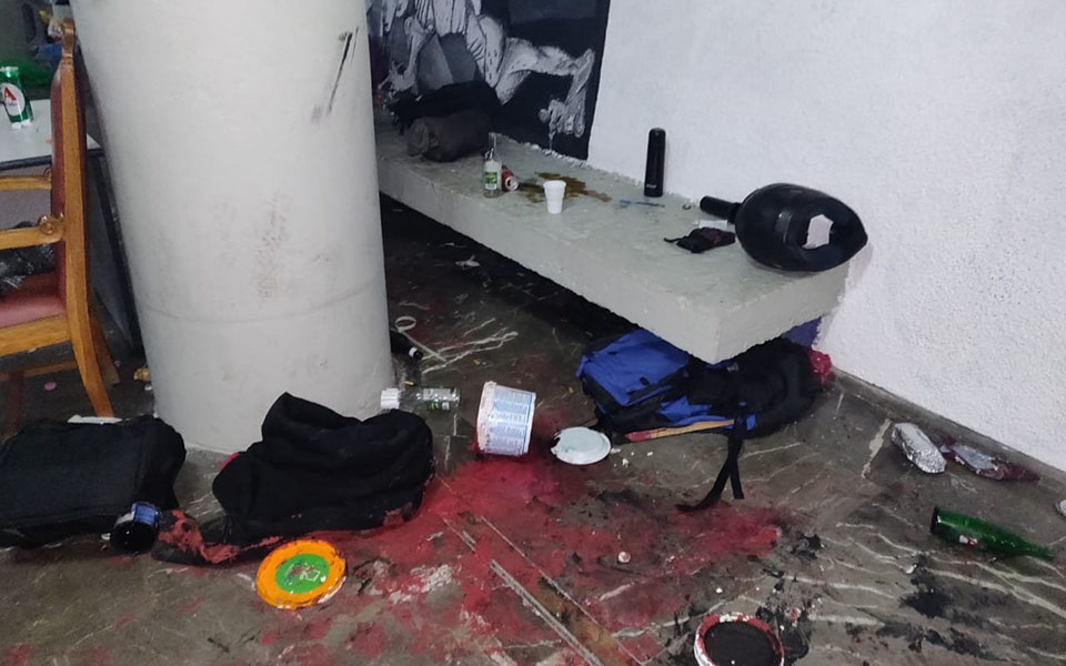 Επιχείρηση της ΕΛ.ΑΣ. για εκκένωση της κατάληψης στο ΑΠΘ – 33 προσαγωγές-2