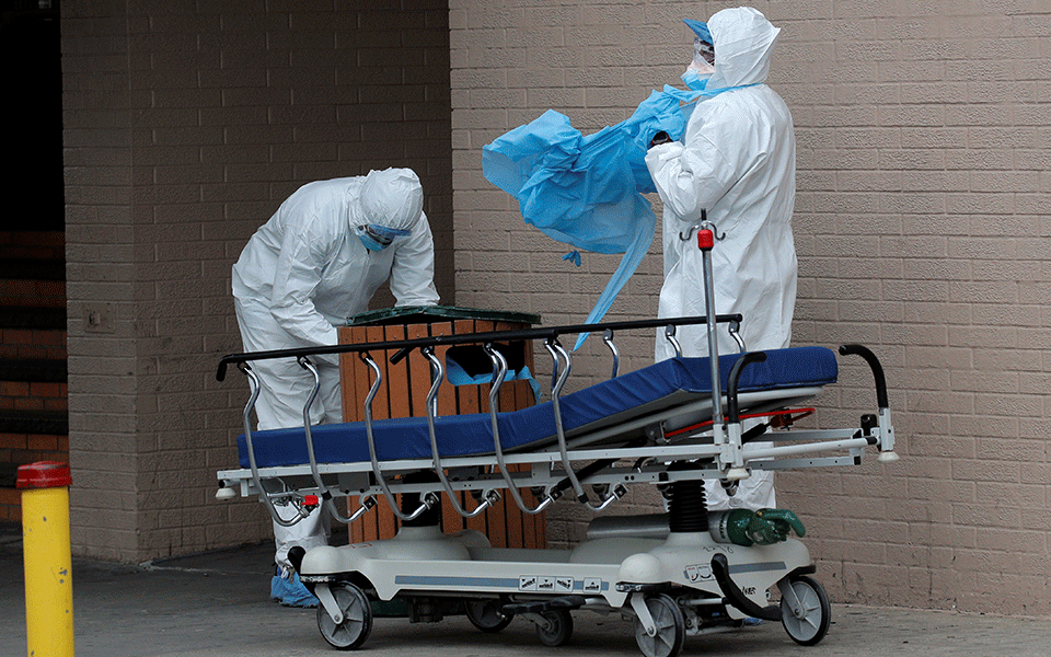 ξεπέρασε-τις-900-000-θανάτους-από-covid-19-η-ευρώπη-561296317