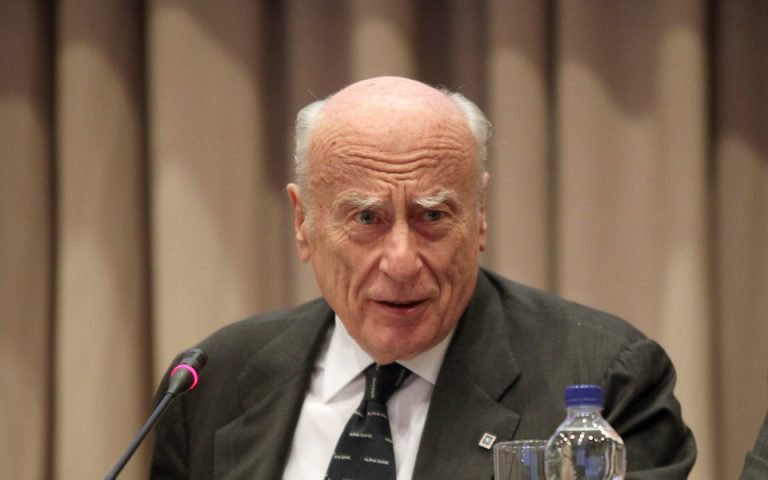 απεβίωσε-ο-τραπεζίτης-γιάννης-κωστόπ-561289252