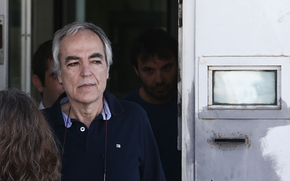 ανακοίνωση-της-συνηγόρου-του-δημήτρη-561280828