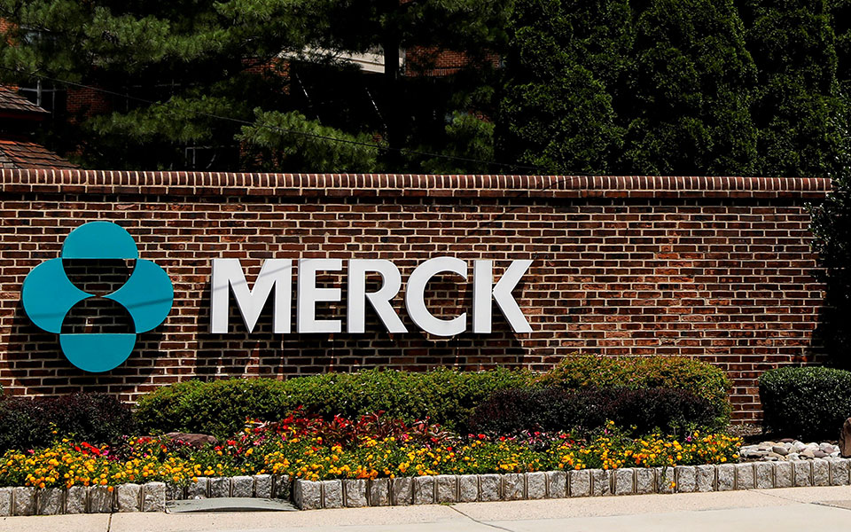 ηπα-η-merck-co-θα-βοηθήσει-στην-παραγωγή-του-561282466