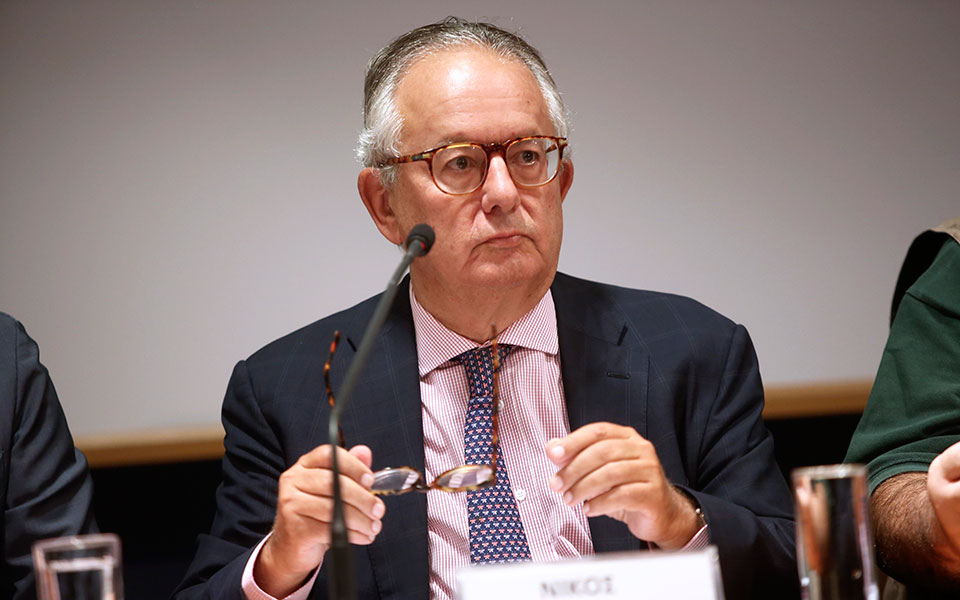 ν-αλιβιζάτος-έχει-πάψει-να-υπάρχει-η-ε-561288202