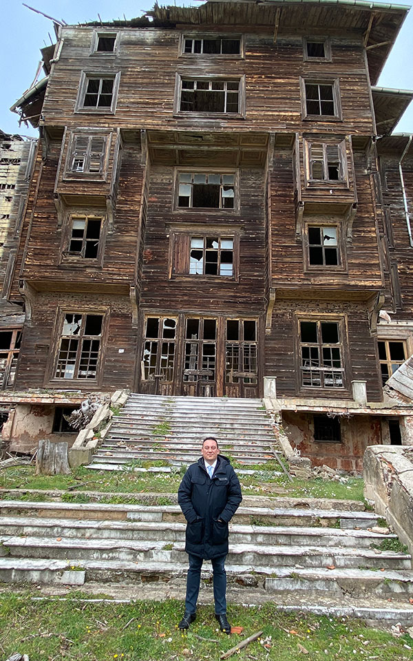 Επίσκεψη Κ. Βλάση στη Θεολογική Σχολή Χάλκης και το Ορφανοτροφείο Πριγκήπου-3