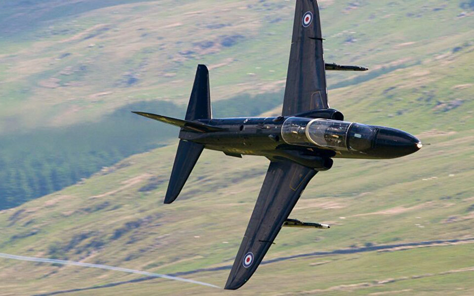 αγγλία-συνετρίβη-στρατιωτικό-αεροσκ-561307219