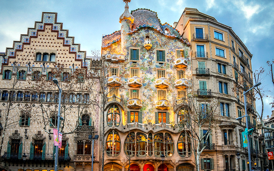 aρχιτεκτονικοί-περίπατοι-από-το-σπίτι-561303025