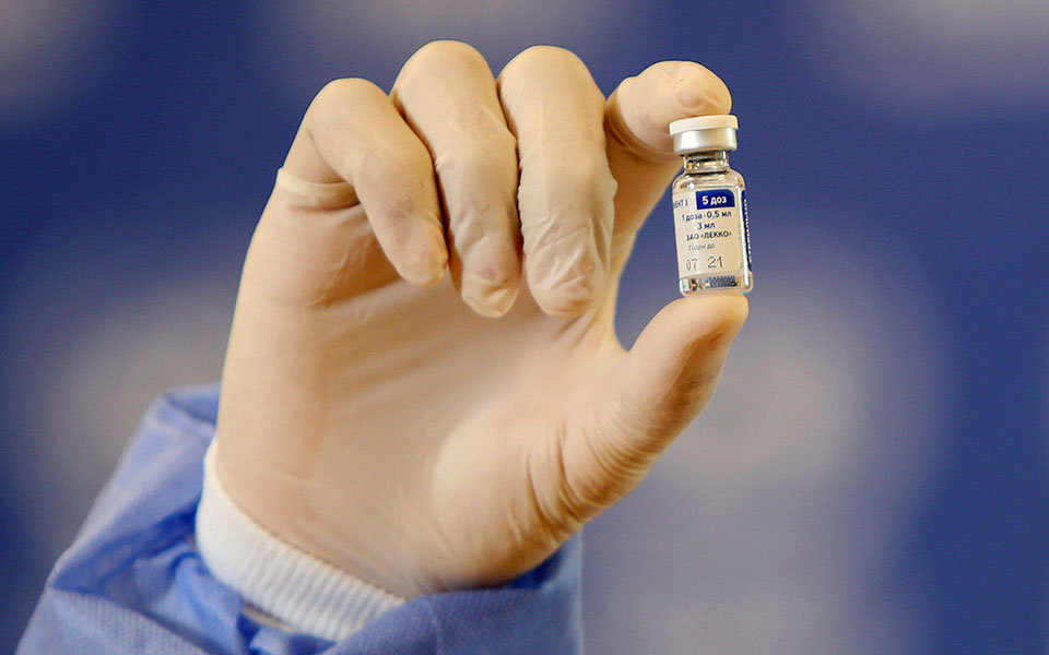 sputnik-v-σπάνια-τα-περιστατικά-μόλυνσης-μ-561308071