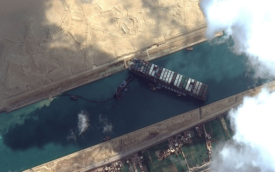 οι-ηπα-προσφέρουν-βοήθεια-στην-αίγυπτ-561308434