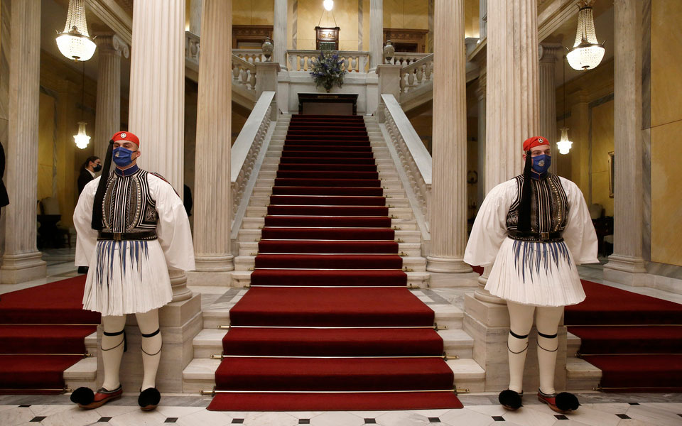 Λαμπρός εορτασμός, ισχυρά μηνύματα-11