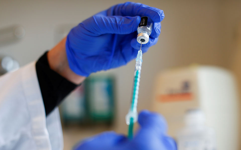 εμβολιασμός-covid-απαντήσεις-σε-11-πρακτικά-561310057