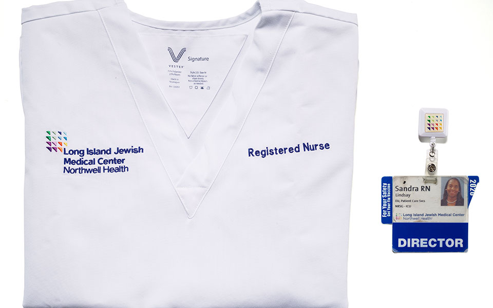 ΗΠΑ: Στο Μουσείο Smithsonian το πρώτο άδειο φιαλίδιο εμβολίου (βίντεο)-2