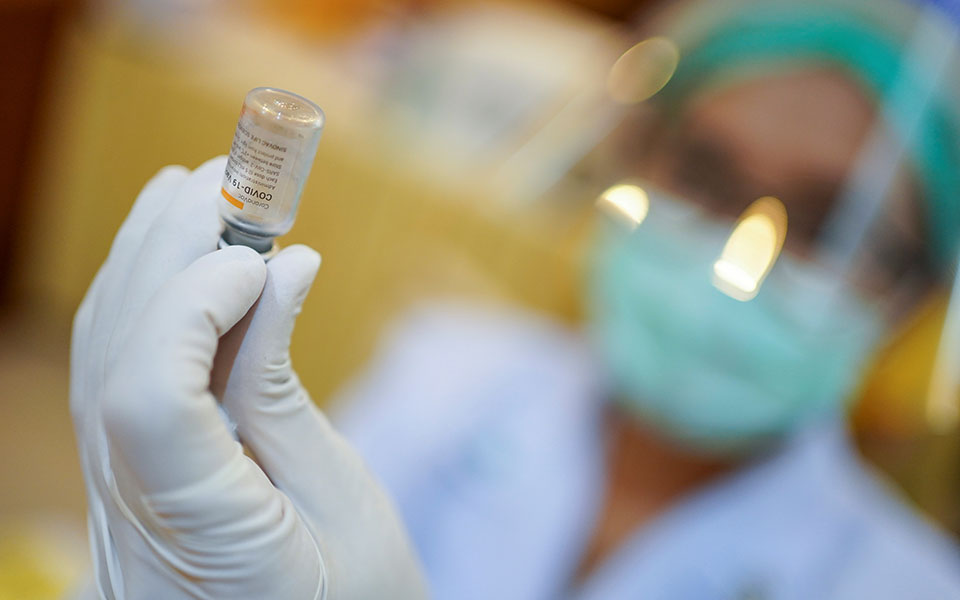 πηγές-ε-ε-34-εκατ-δόσεις-εμβολίων-έχουν-ε-561291676