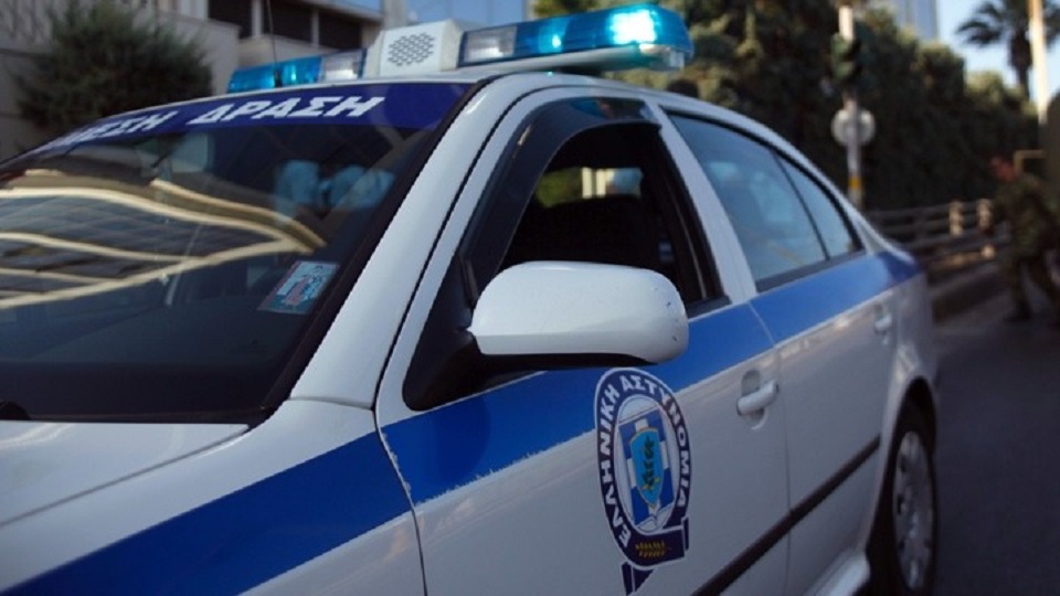 κολωνός-συνελήφθησαν-νεαροί-που-επιχ-561303793