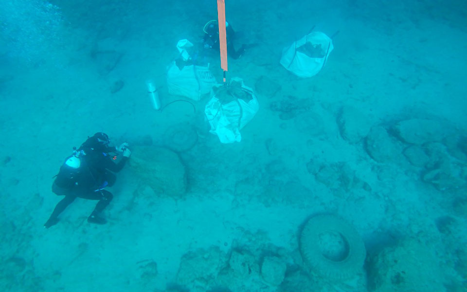 Μονεμβασιά: Εξουδετέρωση βλημάτων του Β΄ Παγκοσμίου Πολέμου στον βυθό της θάλασσας (βίντεο)-2