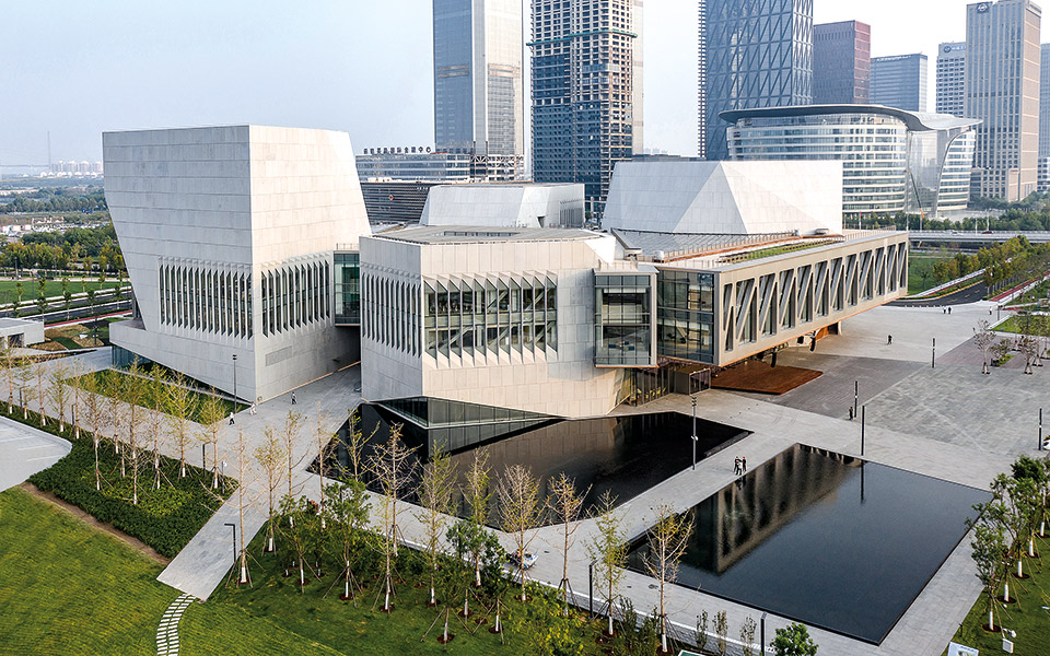 νέα-κτίρια-και-φρέσκο-ντεκόρ-561336715