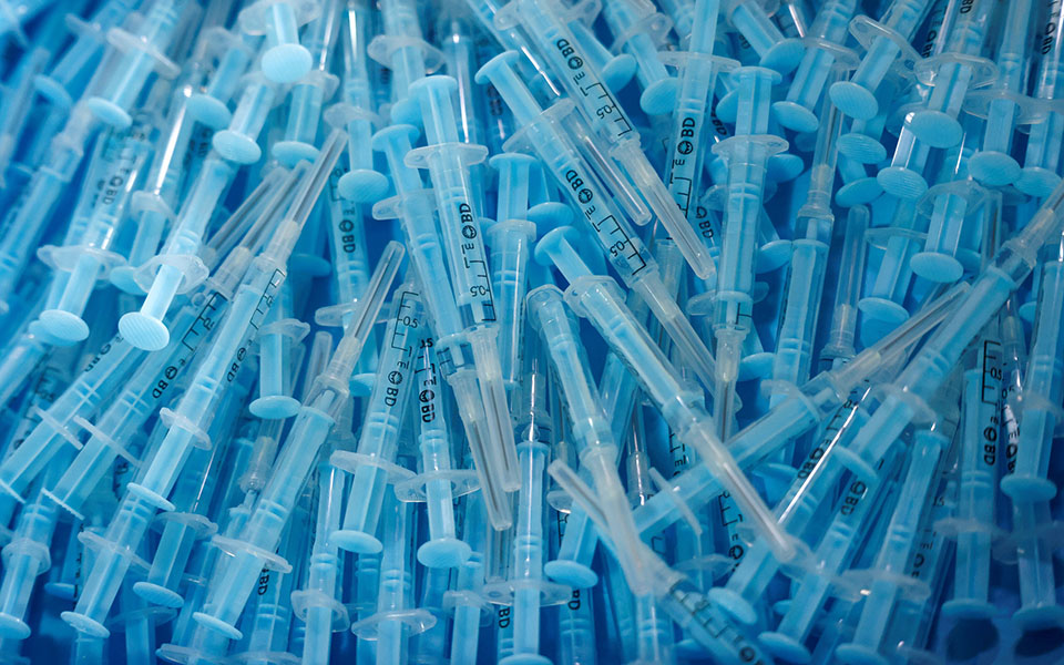 μόσιαλος-θα-εμβολιαζόμαστε-κάθε-1-2-χρό-561339949