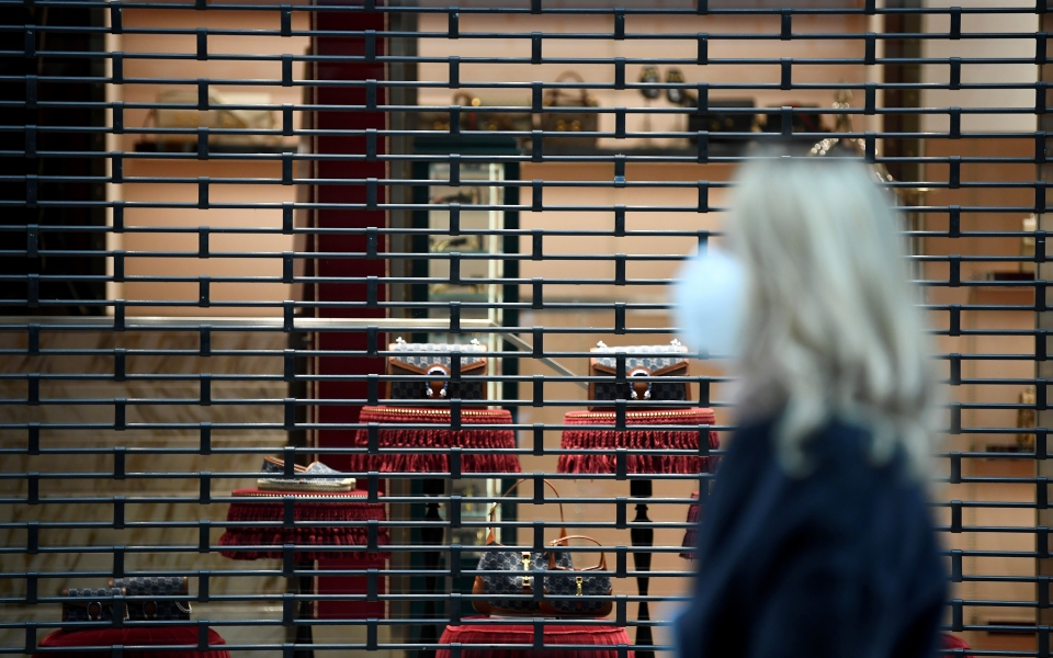 lockdown-χαλάρωση-των-μέτρων-στην-ιταλία-561344098