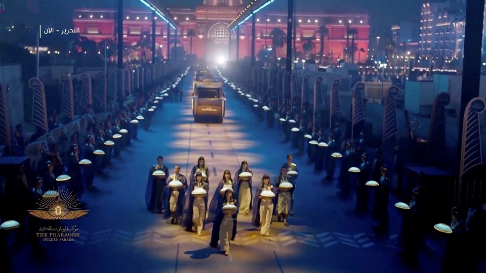 Η εντυπωσιακή παρέλαση των Φαραώ στους δρόμους του Καΐρου (βίντεο)-1