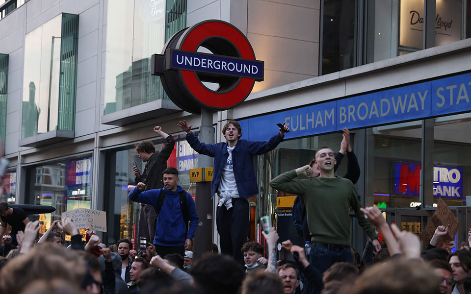 καταρρέει-το-σχέδιο-των-12-ντόμινο-απ-561338113