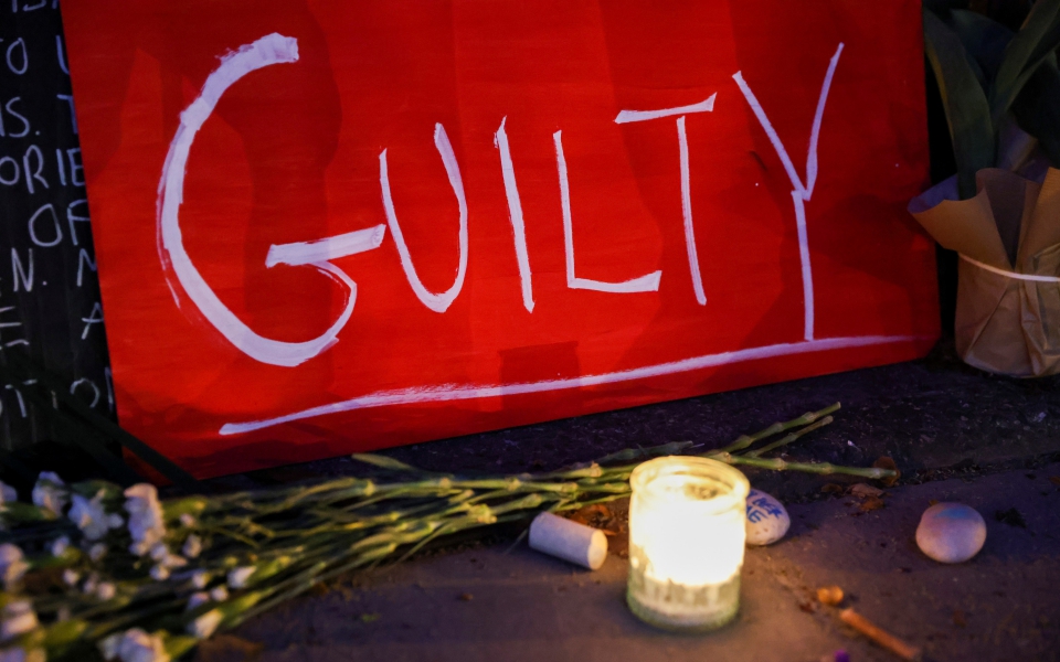 Δίκη Φλόιντ: «Ανακούφιση» από την απόφαση ορόσημο της δικαιοσύνης-1