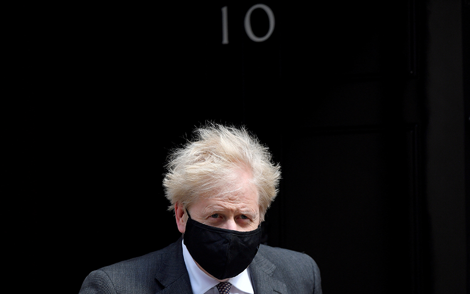 βρετανία-διαψεύδει-η-κυβέρνηση-ότι-ο-τ-561344431