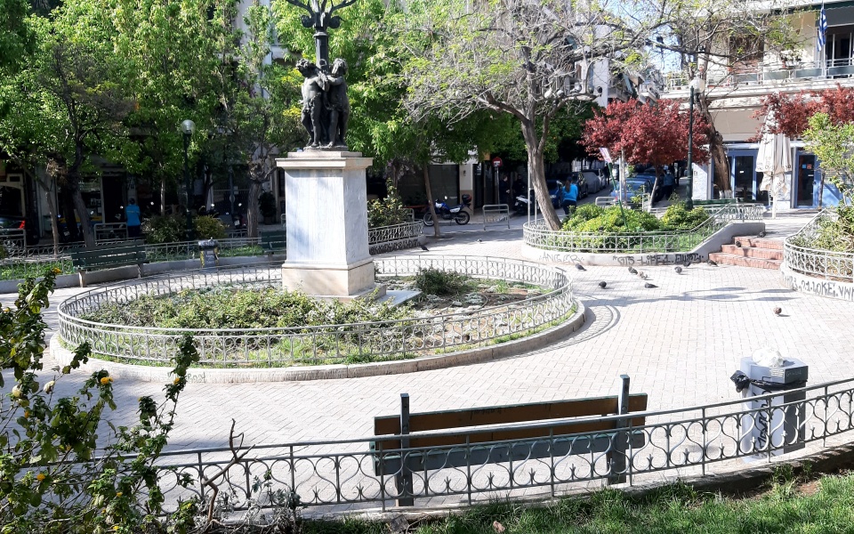 Κυψέλη: Ισχυρές αστυνομικές δυνάμεις στην πλατεία Αγ. Γεωργίου-2