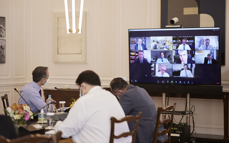 Μητσοτάκης: Πέντε φορολογικές και ασφαλιστικές ελαφρύνσεις-1