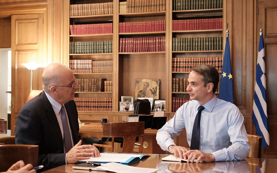 επανεκκίνηση-των-σχέσεων-με-τη-λιβύη-561319546