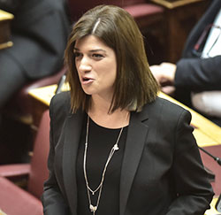 Τσουρέκια γεμιστά-1