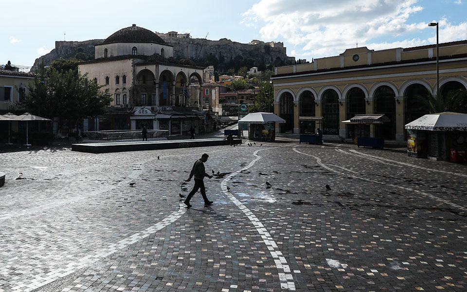 τρεις-ειδικοί-στην-κ-άνοιγμα-με-ασφ-561336985