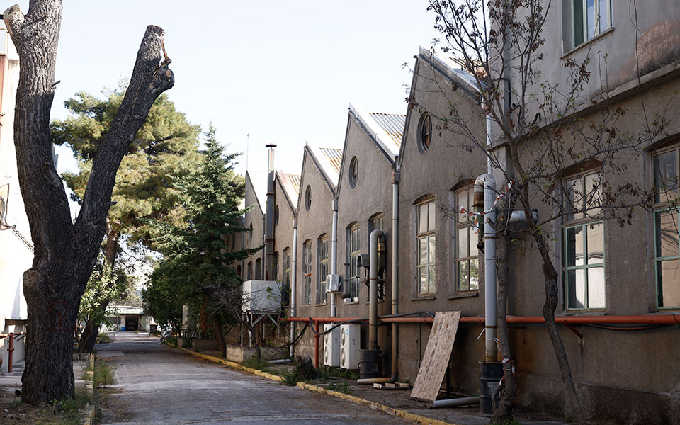 Παλιά ΠΥΡΚΑΛ: Πνεύμονας πρασίνου 80 στρεμμάτων, εξοικονόμηση 1 δισ.-1