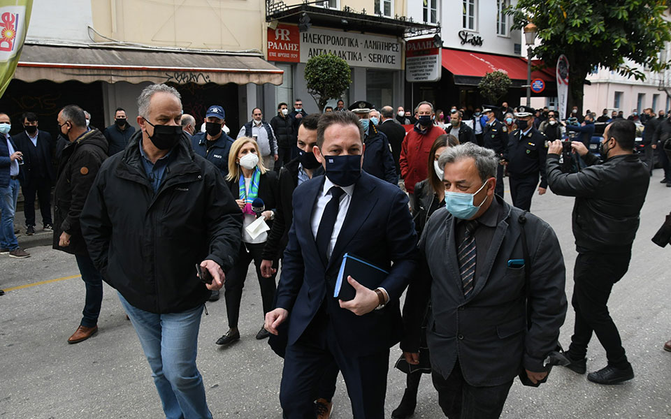 δύο-επιλογές-για-το-λιανεμπόριο-μετά-τ-561318319