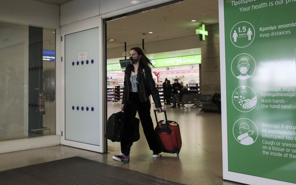 τουρισμός-χωρίς-καραντίνα-στην-ελλάδ-561343777