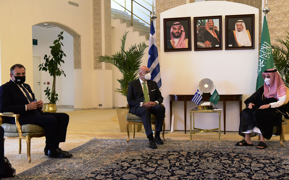 ν-δένδιας-ελλάδα-και-σ-αραβία-αναβαθμ-561338074