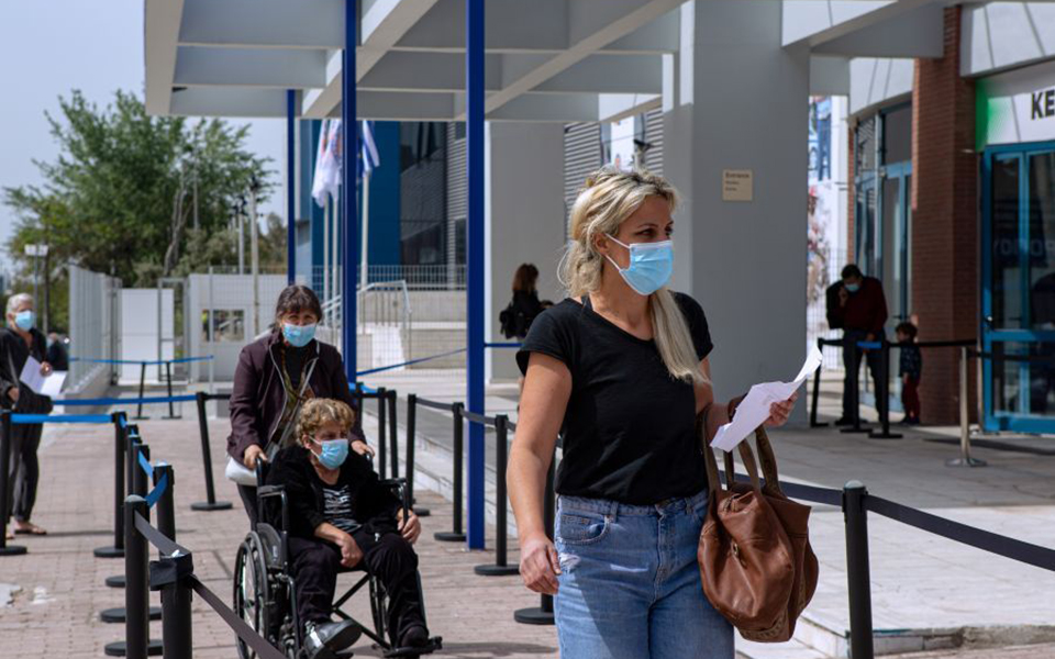 εμβολιασμός-εκ-παραδρομής-τα-μηνύματ-561346096