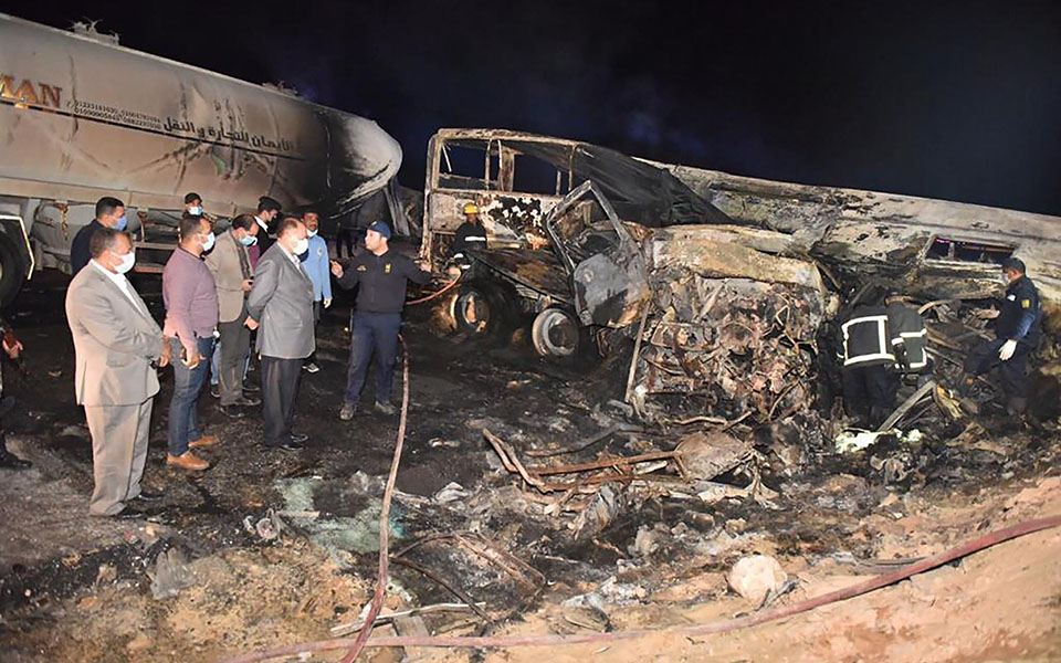 αίγυπτος-τροχαίο-με-είκοσι-νεκρούς-κα-561330907