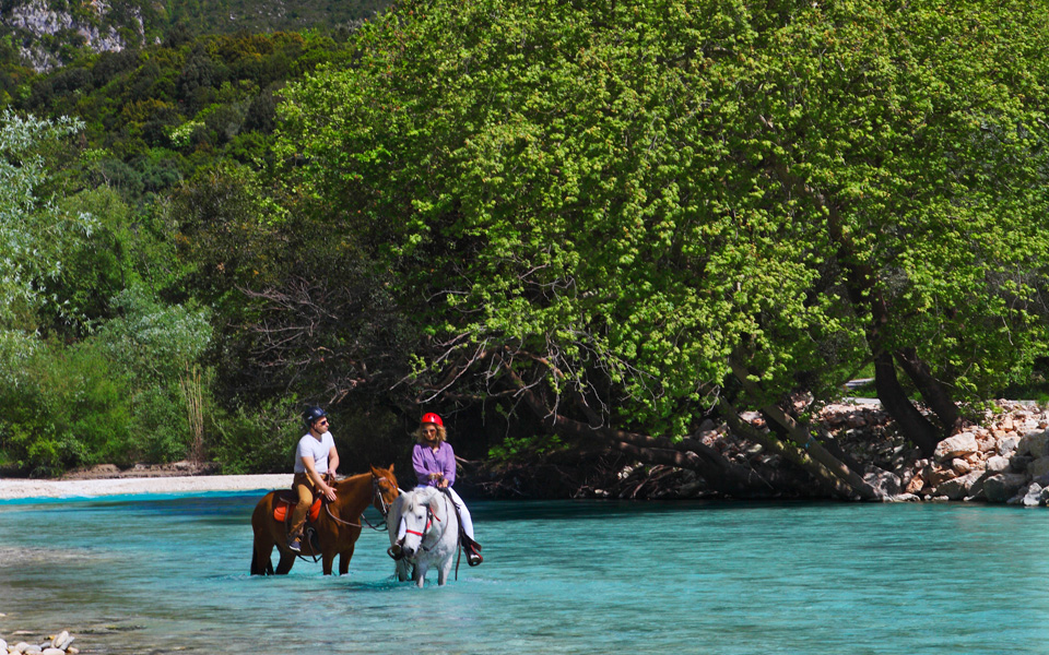 Ελληνική φύση επί… 10-6