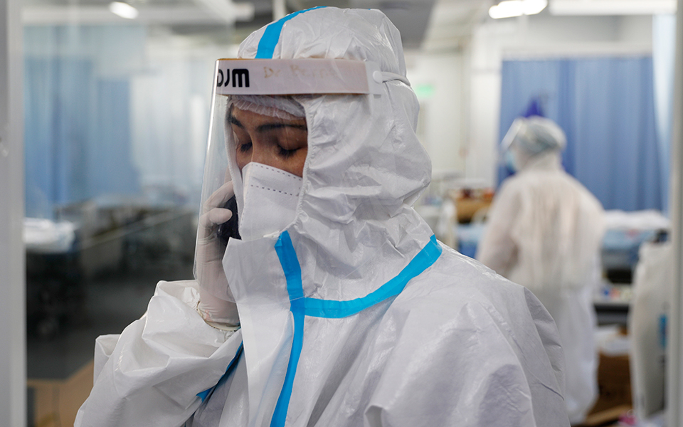 κορωνοϊός-2-155-νέα-κρούσματα-66-θάνατοι-802-δι-561350236