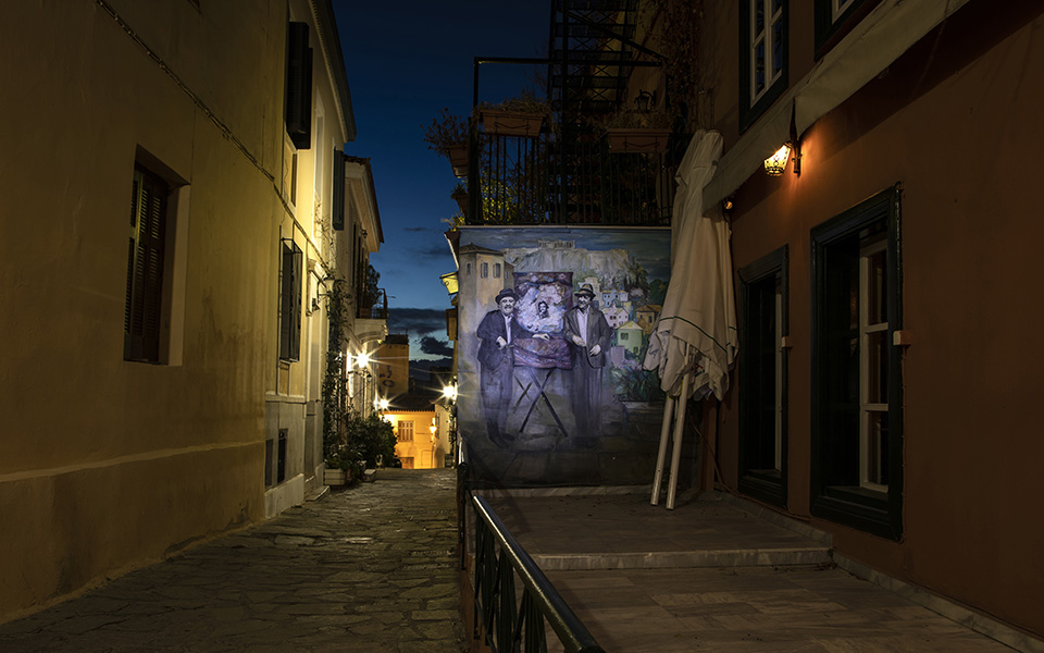 Περιμένοντας σιωπηλά το άνοιγμα: Οι καφετέριες της Αθήνας εν μέσω lockdown (εικόνες)-6