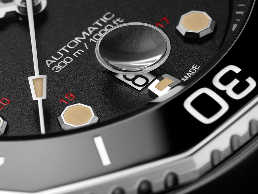 Με ανανεωμένο design τα TAG HEUER Aquaracer έγιναν ακόμα καλύτερα το 2021-12